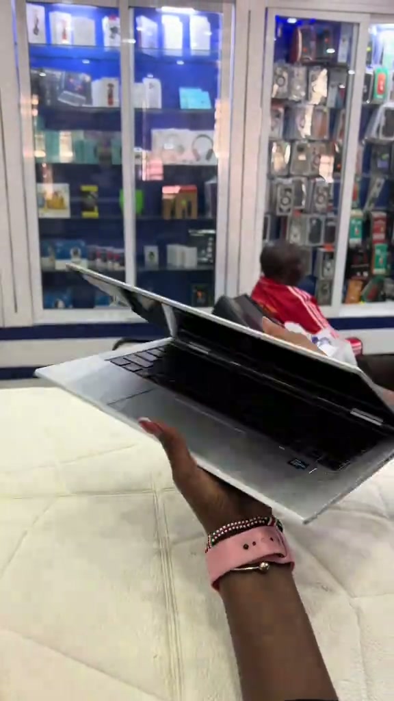 Laptop